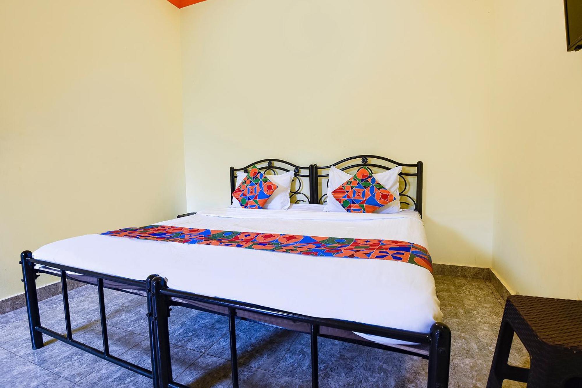 Fabhotel Joaquim Beachside Resort - Nr Tito'S Lane, Baga Beach Екстер'єр фото