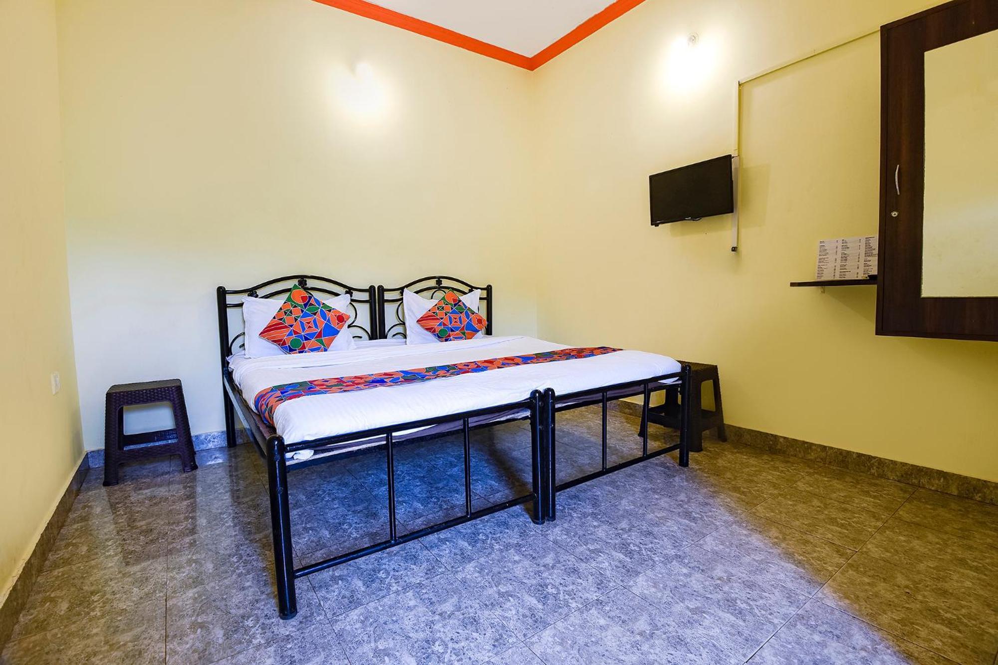Fabhotel Joaquim Beachside Resort - Nr Tito'S Lane, Baga Beach Екстер'єр фото